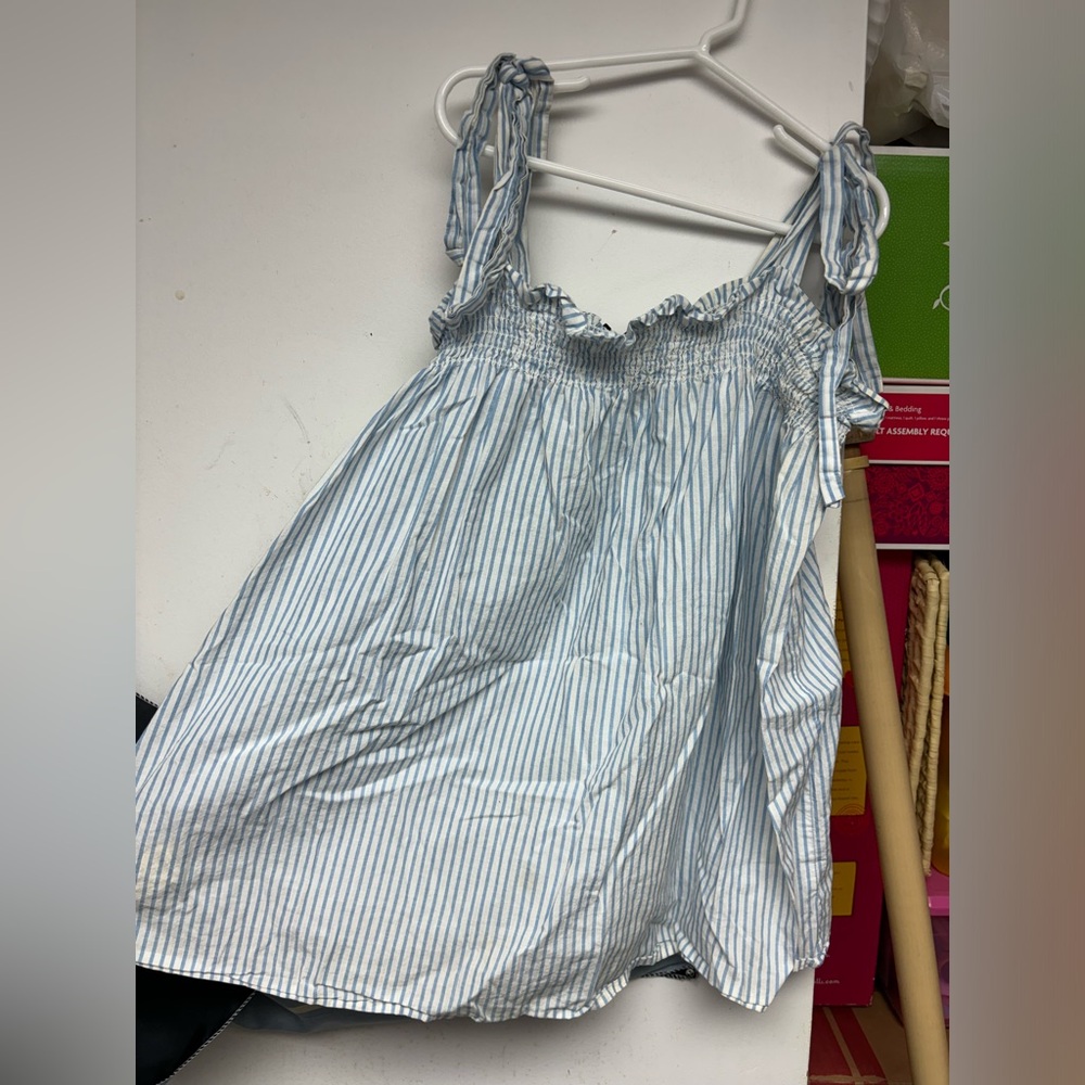 Ann Taylor Bow Tank Top